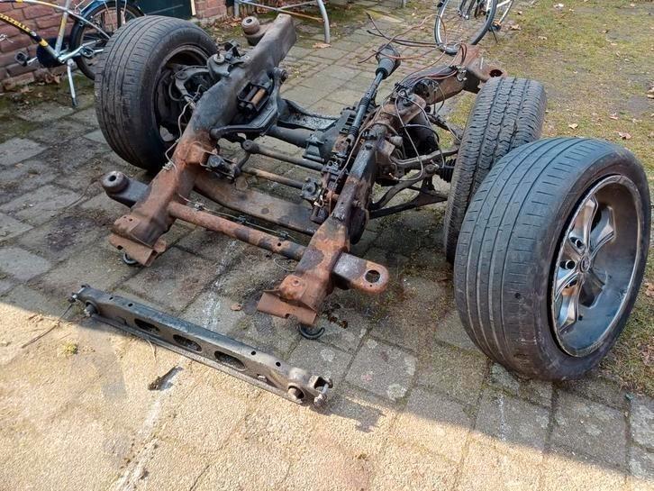 Voor en eind clip restomod swap escalade 3.73 sperschijf 4x4, Auto-onderdelen, Sidebars, Gebruikt, Ophalen
