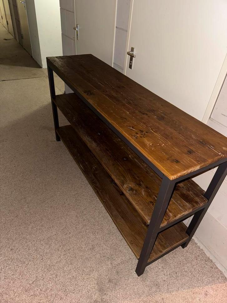 Grenenhouten Sidetable met Metalen Frame, Huis en Inrichting, Tafels | Sidetables, Zo goed als nieuw, 25 tot 50 cm, 150 tot 200 cm