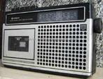HITACHI  FM/MW Portable Radio Cassette Recorder TRK-5300 E, Zo goed als nieuw, Ophalen, 1 bandje, Origineel