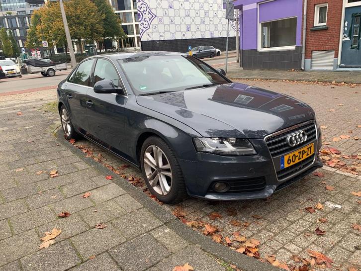 Audi A4 1.8 Tfsi (2008) + Trekhaak | Grijs/blauw, Auto's, Audi, Particulier, A4, ABS, Airbags, Airconditioning, Boordcomputer