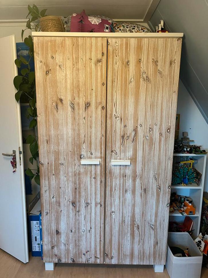 Woood Dennis Kledingkast - Whitewash Look, Huis en Inrichting, Kasten | Kledingkasten, Gebruikt, 150 tot 200 cm, 100 tot 150 cm