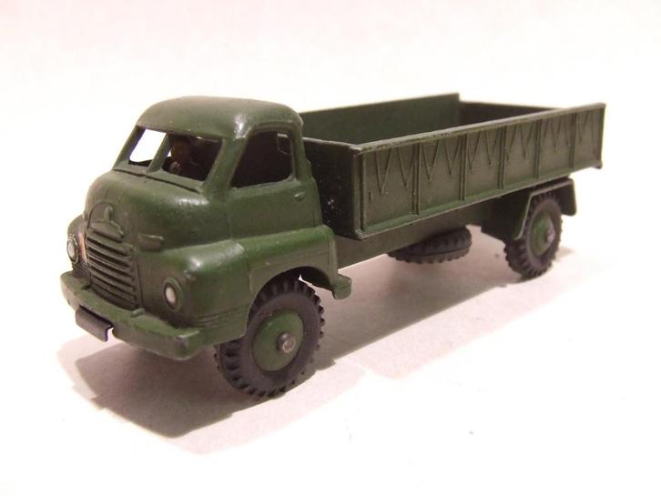 DINKY TOYS Bedford 3 tons army wagen in goede staat., Hobby en Vrije tijd, Modelauto's | 1:43, Gebruikt, Bus of Vrachtwagen, Dinky Toys