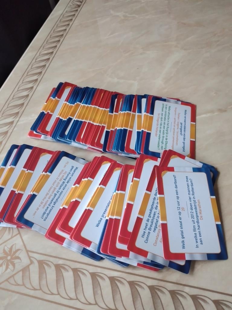 Uitbreiding verjaardagsspel ik hou van Holland, Hobby en Vrije tijd, Vijf spelers of meer, Ophalen of Verzenden, Zo goed als nieuw