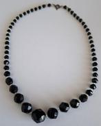 jaren 60 tig ketting met verlopende geslepen lavasteen 44cm, Ophalen of Verzenden, Zo goed als nieuw, Zwart, Overige materialen