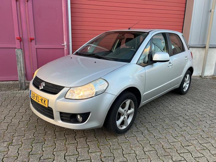 Suzuki SX4 1.6 107pk Exclusive / Automatische airco / Trekha, Auto's, Suzuki, Bedrijf, Te koop, SX4, ABS, Airbags, Airconditioning