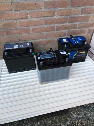 Goede accu’s startaccu’s MOPAR 60Ah/EXIDE 60Ah/NAPA 60Ah beschikbaar voor biedingen
