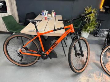 Cube attenion beschikbaar voor biedingen