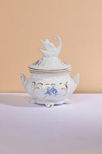 Wit porseleinen pot met zwaan en goud vergulde details, Ophalen of Verzenden