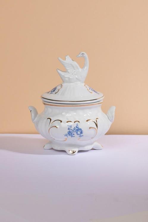 Wit porseleinen pot met zwaan en goud vergulde details, Antiek en Kunst, Antiek | Woonaccessoires, Ophalen of Verzenden