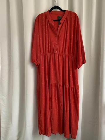 Jurk New Collection Rood  glinster goud nieuw met krt  5XL beschikbaar voor biedingen