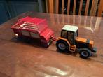 Britains Renault tractor met opraapwagen, Ophalen of Verzenden, Gebruikt, Tractor of Landbouw, Britains