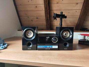 Philips MCM1350/12 Music System – Bluetooth, USB & CD  beschikbaar voor biedingen