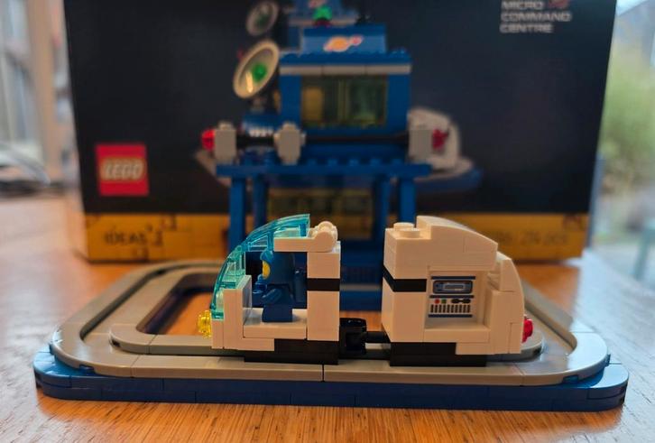 LEGO Micro Command Centre (40786), zgan, Kinderen en Baby's, Speelgoed | Duplo en Lego, Zo goed als nieuw, Lego, Complete set