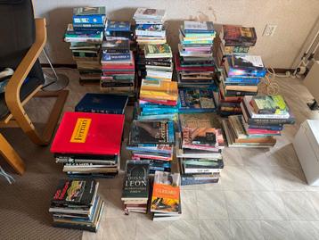Veel boeken, gratis op te halen beschikbaar voor biedingen