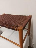 Vintage / retro / brocante krukje, Huis en Inrichting, Krukjes, Ophalen, Zo goed als nieuw, Hout