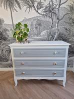 Wit met grijze Brocante ladekast / commode, Huis en Inrichting, Kasten | Ladekasten, Ophalen, Gebruikt, 50 tot 100 cm, 3 of 4 laden