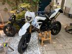 Aprillia sx50 50cc (2015), Fietsen en Brommers, Ophalen, Zo goed als nieuw