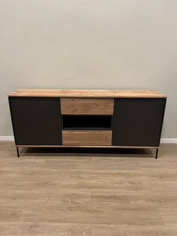 Lanai 190cm dressoir van Xooon nu voor €499,- beschikbaar voor biedingen
