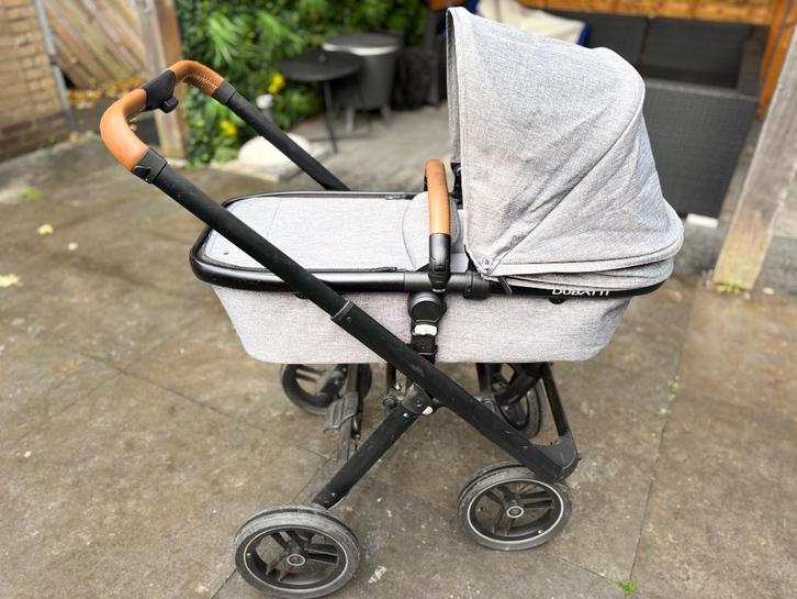 Dubatti kinderwagen 2 in 1, Kinderen en Baby's, Kinderwagens en Combinaties, Gebruikt, Combiwagen, Overige merken, Luchtbanden