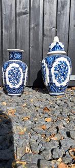 2 antieke delft blauwe vazen, Ophalen
