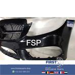 W205 C43 AMG Voorbumper + diamond gril Mercedes C Klasse 201, Auto-onderdelen, Carrosserie en Plaatwerk, Gebruikt, Voor, Mercedes-Benz