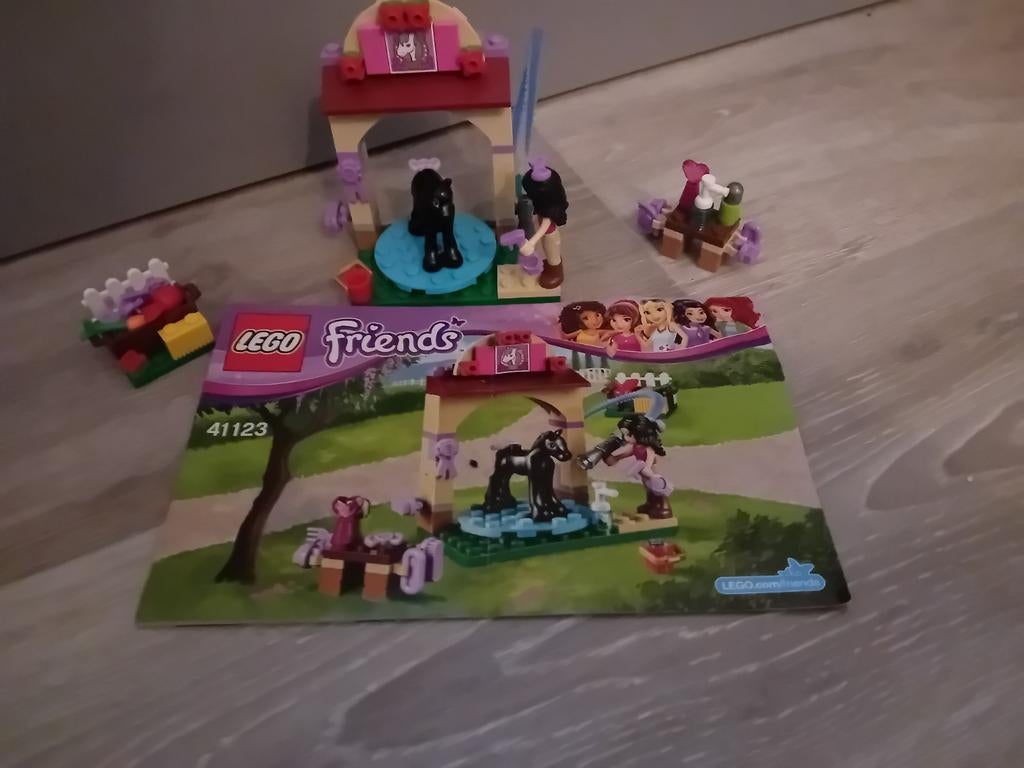 Lego Friends Veulen Wasplaats 41123, Kinderen en Baby's, Speelgoed | Duplo en Lego, Ophalen of Verzenden, Zo goed als nieuw, Complete set