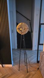 Vloerlamp zwart met goud, Huis en Inrichting, Lampen | Vloerlampen, Ophalen of Verzenden, Nieuw