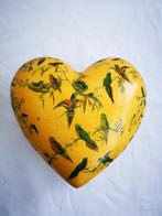 vintage porseleinen hartvormige opbergdoos juwelendoos, Ophalen of Verzenden, Zo goed als nieuw, Geel