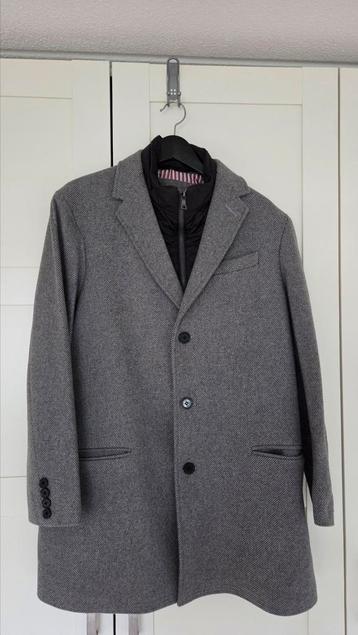 Tommy Hilfiger jas maat  L beschikbaar voor biedingen