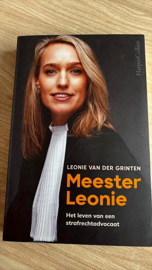 Leonie van der Grinten - Meester Leonie, Boeken, Overige Boeken, Zo goed als nieuw, Ophalen of Verzenden