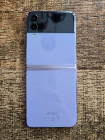 Samsung Flip 3 + orginele samsung & nieuwe Burga hoesjes beschikbaar voor biedingen