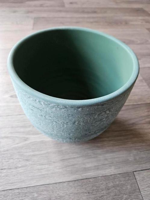 Bloempotten Groen 2 STUKS, Tuin en Terras, Bloempotten, Zo goed als nieuw, Aardewerk, Binnen, Balkon, Tuin, Minder dan 40 cm, Minder dan 25 cm