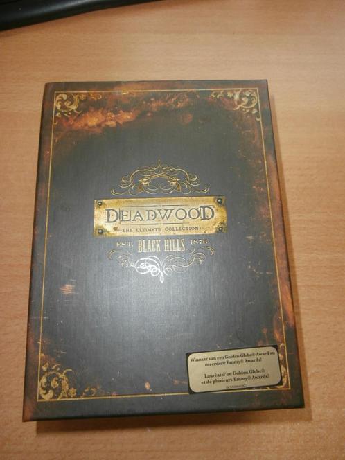 Complete dvd serie Deadwood Black est. Hills 1876 Edition, Cd's en Dvd's, Dvd's | Tv en Series, Zo goed als nieuw, Drama, Boxset
