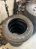 Vredestein 235/60R17 Banden - Set van 4, Auto-onderdelen, Banden en Velgen, Gebruikt, 17 inch, Ophalen of Verzenden, 235 mm