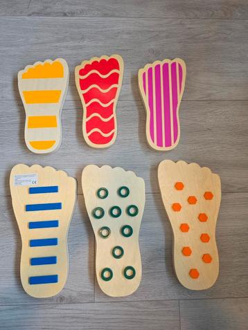 Houten Balanceer Stenen, 6 voeten - Evenwicht Speelgoed beschikbaar voor biedingen