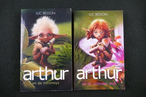 2 x Boeken van Luc Besson: Arthur (2005-2006), Boeken, Fantasy, Gelezen, Verzenden
