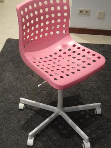 Ikea bureaustoel Sporren roze wit met gasveer beschikbaar voor biedingen