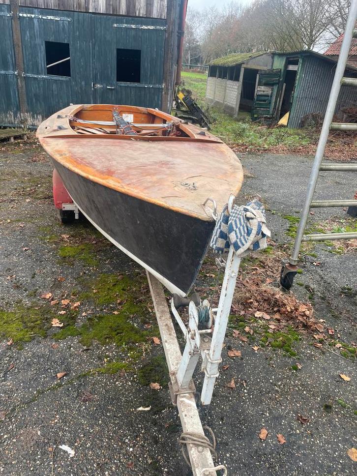 Opknapper zeilboot met trailer en zeil, Watersport en Boten, Zeilen en Zeiltoebehoren, Gebruikt, Grootzeil, Minder dan 15 m², 3 tot 6 meter