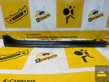 Dorpel Zijskirt BMW 1 SERIE F40 M PAKKET Rechts 51778072574 beschikbaar voor biedingen