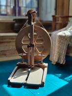 Ashford Kiwi 2 spinnewiel spinning wheel twee dubbele pedaal, Ophalen of Verzenden, Zo goed als nieuw, Spinwol
