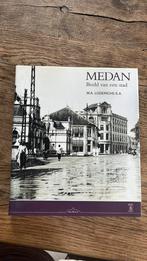 Medan beeld van een stad 1997, 20e eeuw of later, Ophalen of Verzenden, Zo goed als nieuw, Meerdere auteurs