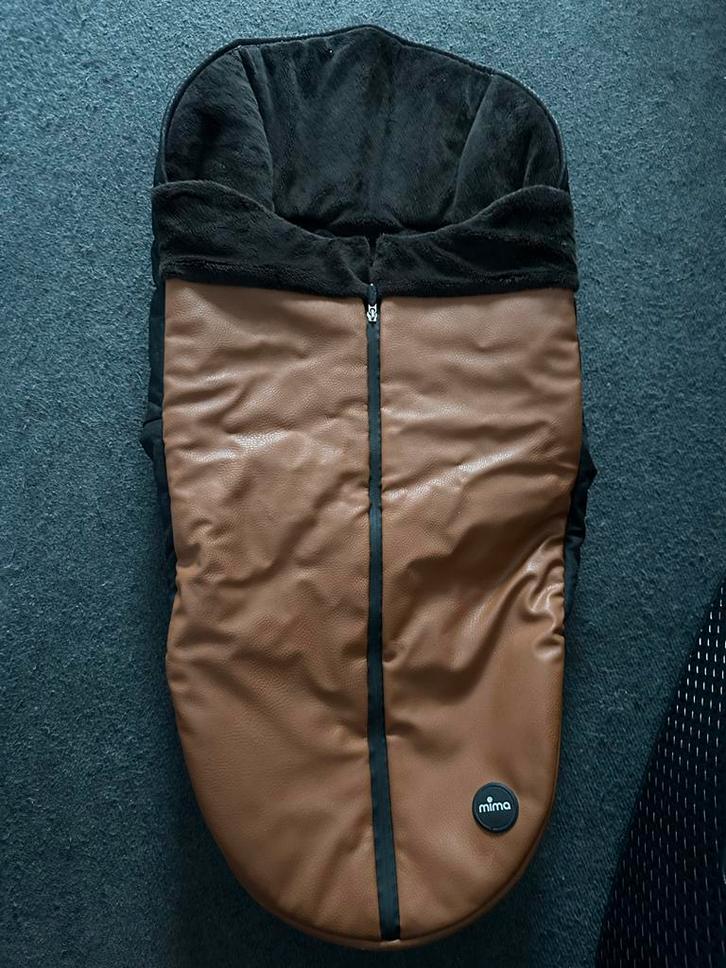 Mima xari Voetzak Kinderwagen - Bruin, Kinderen en Baby's, Buggy's, Zo goed als nieuw, Overige merken, Voetenzak, Ophalen of Verzenden