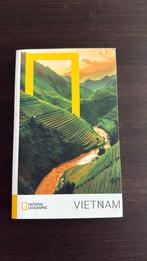 Reisgids Vietnam (National Geographic), Boeken, Reisgidsen, Overige merken, Ophalen of Verzenden, Zo goed als nieuw, Reisgids of -boek