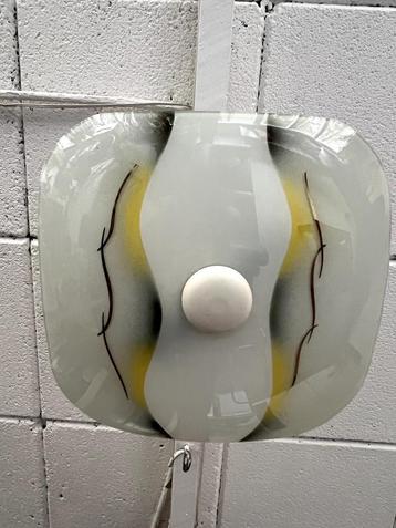 Vintage plafond lamp beschikbaar voor biedingen