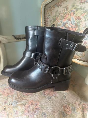 Nieuw donkerbruine vegan leren bikerboots mt 37 beschikbaar voor biedingen