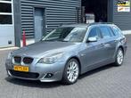 BMW 5-serie Touring 523i Executive , PDC , Navi , Airco, Auto diversen, Schadeauto's, Automaat, 2497 cc, Stationwagon, Zilver of Grijs