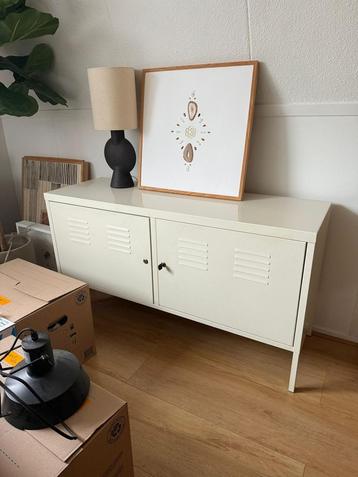 IKEA metalen locker kastje beschikbaar voor biedingen
