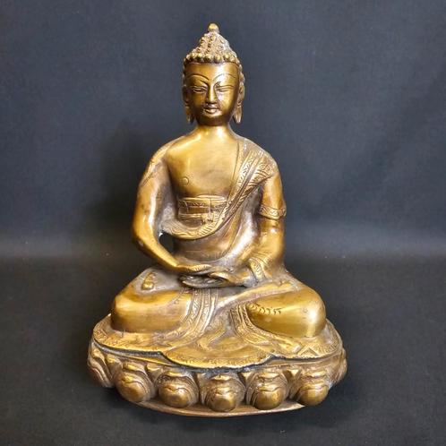 Shakyamuni Boeddha in Meditatie – Brons – 24cm Hoog – India, Huis en Inrichting, Woonaccessoires | Boeddhabeelden, Nieuw, Ophalen of Verzenden