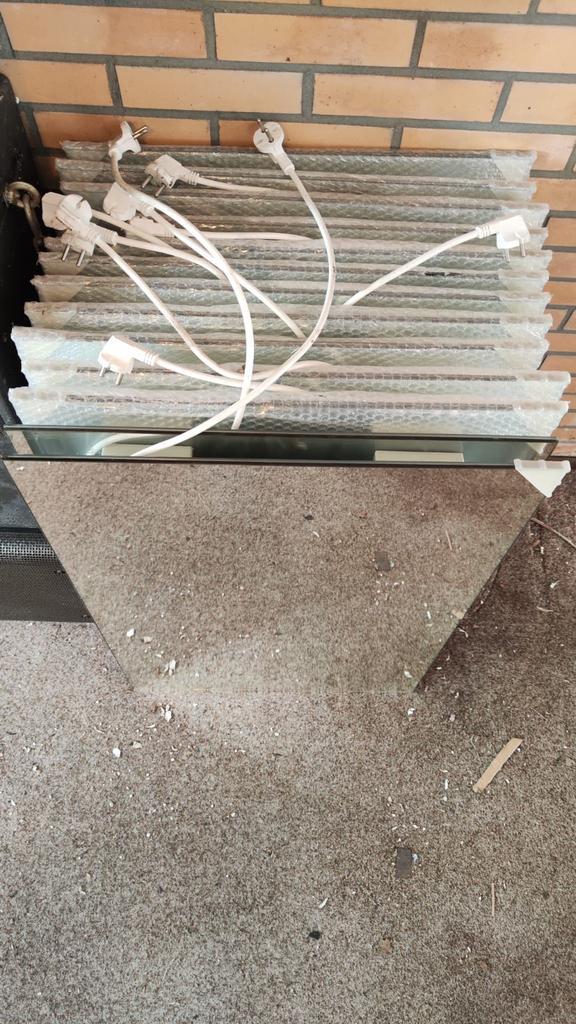 14 stuks NIEUWE glazen infraroodpanelen (spiegelmodel), Doe-het-zelf en Verbouw, Verwarming en Radiatoren, Nieuw, Overige typen