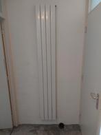 Hele nette designradiator 2.00 x 0.30 met onderblok, Ophalen, Radiator, Minder dan 60 cm, Zo goed als nieuw